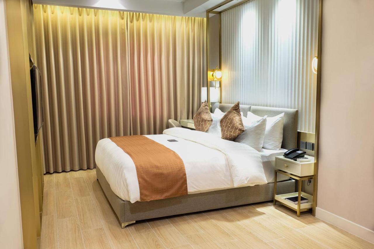 Uma Hotel And Residences Naga  Luaran gambar